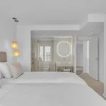Polo Apartments, Jacaranda 8