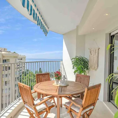 Polo Apartments, Jacaranda 8 公寓