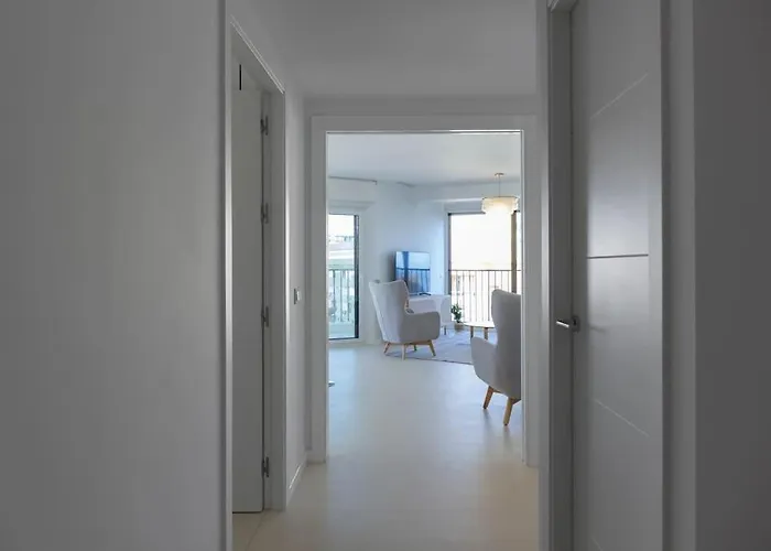 Polo Apartments, Jacaranda 8 * מארבלה