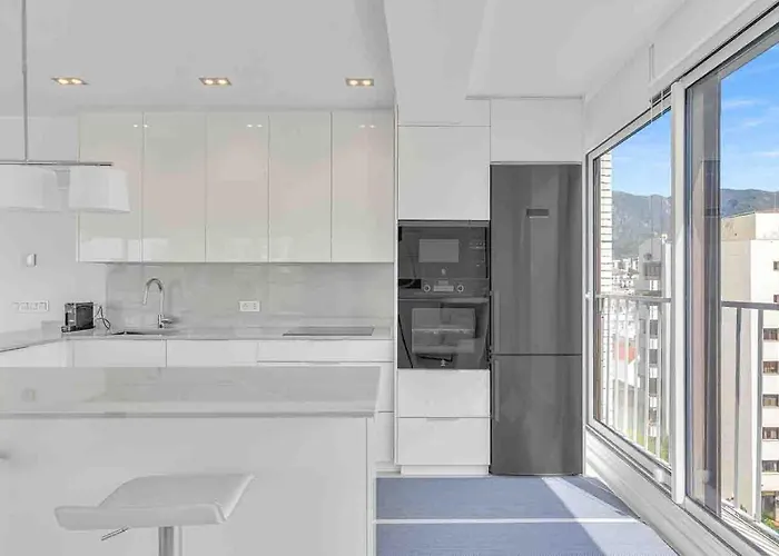 Polo Apartments, Jacaranda 8 * מארבלה