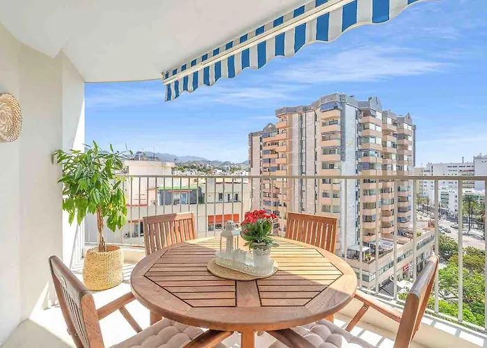 Polo Apartments, Jacaranda 8