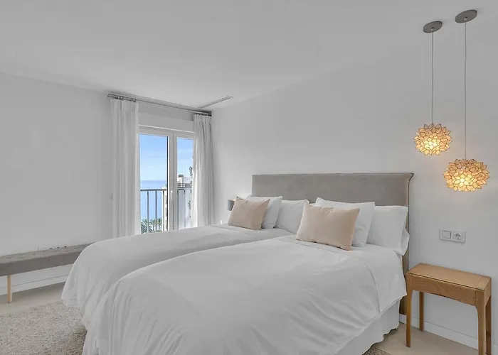 Polo Apartments, Jacaranda 8 *