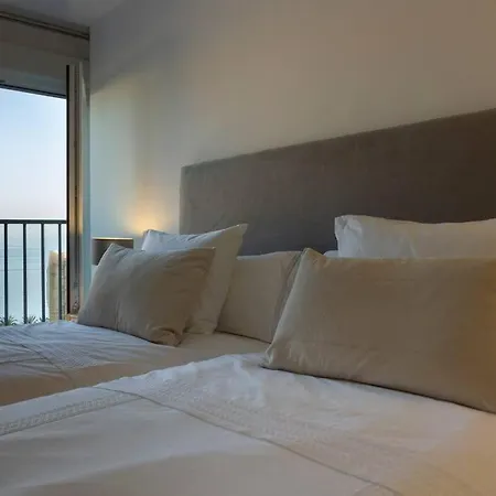 Polo Apartments, Jacaranda 8 מארבלה
