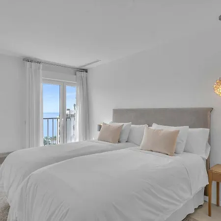 Polo Apartments, Jacaranda 8 *